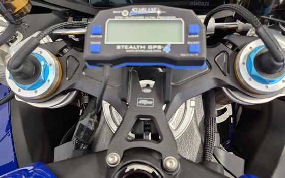 Umgebautes Motorrad Ducati Panigale V4 S von Witten u. Weber oHG - Bild 4