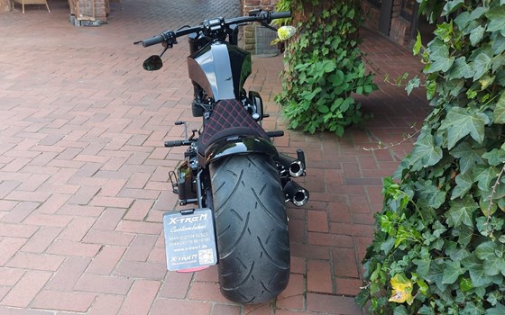 Umgebautes Motorrad Harley-Davidson Softail Breakout 114 FXBRS von X-Trem Custombikes - Bild 9 Umgebautes Motorrad Harley-Davidson Softail Breakout 114 FXBRS von X-Trem Custombikes - Bild 9