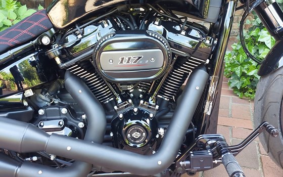 Umgebautes Motorrad Harley-Davidson Softail Breakout 114 FXBRS von X-Trem Custombikes - Bild 19 Umgebautes Motorrad Harley-Davidson Softail Breakout 114 FXBRS von X-Trem Custombikes - Bild 19