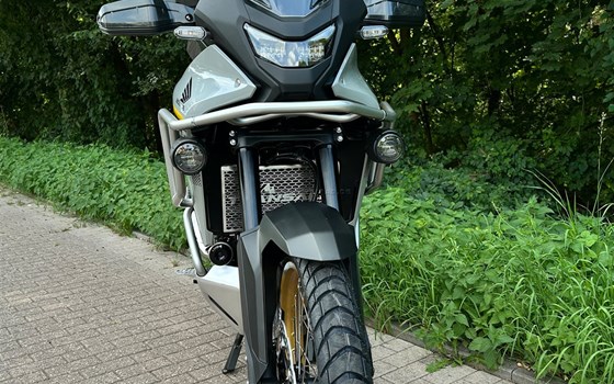 Umgebautes Motorrad Honda XL750 Transalp von Tempo-Zweirad-Treff GmbH - Bild 17 Umgebautes Motorrad Honda XL750 Transalp von Tempo-Zweirad-Treff GmbH - Bild 17