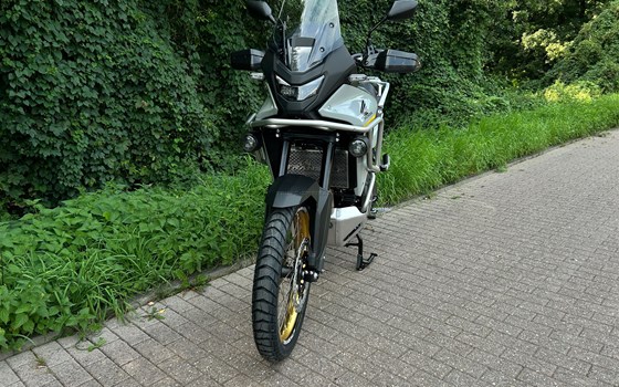 Umgebautes Motorrad Honda XL750 Transalp von Tempo-Zweirad-Treff GmbH - Bild 4 Umgebautes Motorrad Honda XL750 Transalp von Tempo-Zweirad-Treff GmbH - Bild 4