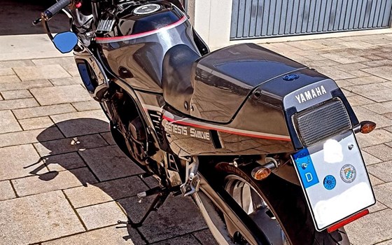 Umgebautes Motorrad Yamaha FZ 750 von FZ_Oli - Bild 4 Umgebautes Motorrad Yamaha FZ 750 von FZ_Oli - Bild 4