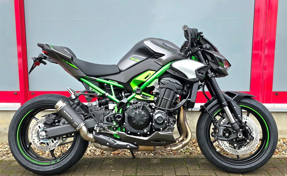 Umbgebautes Motorrad Kawasaki Z900 Bild 9: Umbgebautes Motorrad Kawasaki Z900