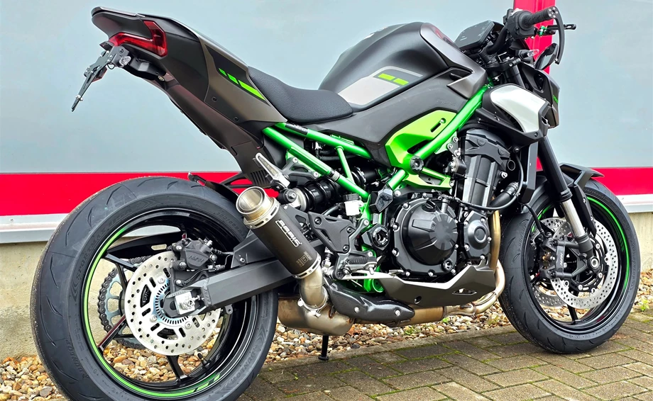 Umbgebautes Motorrad Kawasaki Z900 Bild 3: Umbgebautes Motorrad Kawasaki Z900