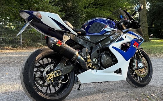 Umgebautes Motorrad Suzuki GSX-R 1000 von user1454298 - Bild 2 Umgebautes Motorrad Suzuki GSX-R 1000 von user1454298 - Bild 2