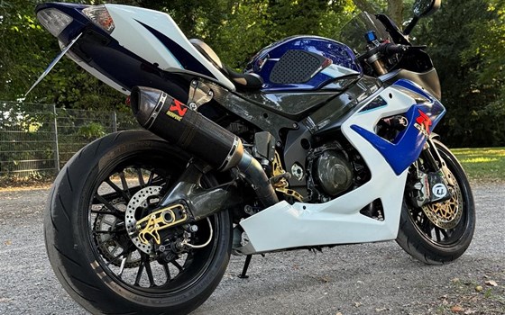 Umgebautes Motorrad Suzuki GSX-R 1000 von user1454298 - Bild 5 Umgebautes Motorrad Suzuki GSX-R 1000 von user1454298 - Bild 5