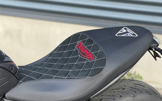 Umgebautes Motorrad Triumph Trident 660 von Stärker-Profil GmbH - Bild 6 Umgebautes Motorrad Triumph Trident 660 von Stärker-Profil GmbH - Bild 6