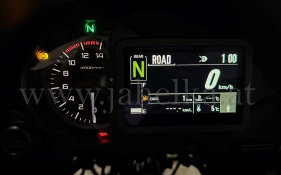 Umgebautes Motorrad Kawasaki Versys 1100 SE von Jahelka Zweirad GmbH - Bild 5 Umgebautes Motorrad Kawasaki Versys 1100 SE von Jahelka Zweirad GmbH - Bild 5