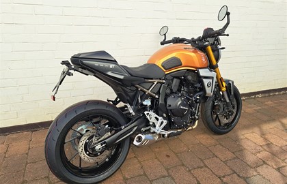 Suzuki GSX-8T Custom Bike