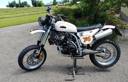 KTM 640 LC4 Supermoto Custom Bike