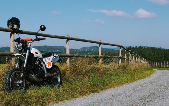 Umgebautes Motorrad KTM 640 LC4 Supermoto von aisti19 - Bild 4 Umgebautes Motorrad KTM 640 LC4 Supermoto von aisti19 - Bild 4