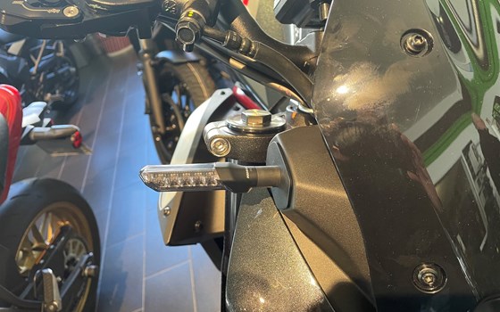 Umgebautes Motorrad Kawasaki Z900 von Moto Point Ilmenau e.K. - Inh. Frank Engelhardt - Bild 14 Umgebautes Motorrad Kawasaki Z900 von Moto Point Ilmenau e.K. - Inh. Frank Engelhardt - Bild 14