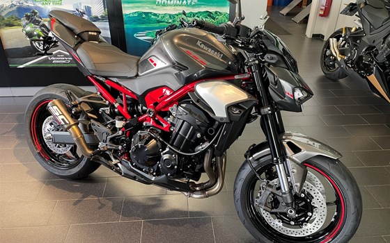 Umgebautes Motorrad Kawasaki Z900 von Moto Point Ilmenau e.K. - Inh. Frank Engelhardt - Bild 7 Umgebautes Motorrad Kawasaki Z900 von Moto Point Ilmenau e.K. - Inh. Frank Engelhardt - Bild 7