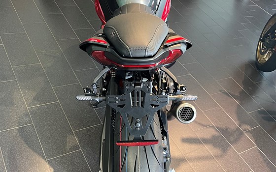 Umgebautes Motorrad Kawasaki Z900 von Moto Point Ilmenau e.K. - Inh. Frank Engelhardt - Bild 8 Umgebautes Motorrad Kawasaki Z900 von Moto Point Ilmenau e.K. - Inh. Frank Engelhardt - Bild 8