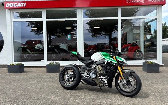 Umgebautes Motorrad Ducati Streetfighter V4 S von Claus Carstens Zweiradhandel - Bild 10