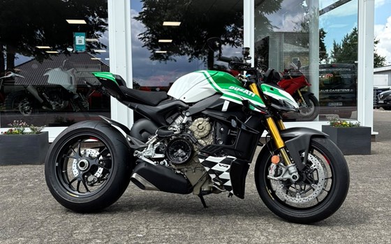 Umgebautes Motorrad Ducati Streetfighter V4 S von Claus Carstens Zweiradhandel - Bild 11