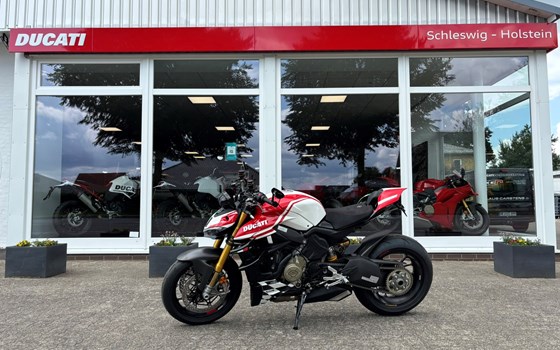 Umgebautes Motorrad Ducati Streetfighter V4 S von Claus Carstens Zweiradhandel - Bild 9