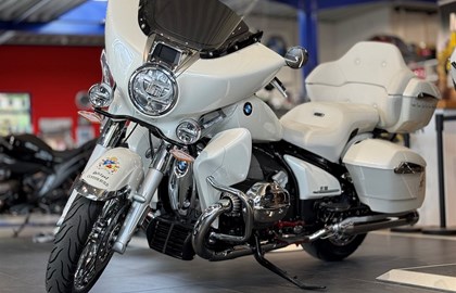 BMW R 18 Custom Bike BMW R 18 Custom Bike