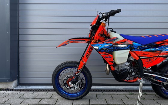 Umgebautes Motorrad KTM 500 EXC-F SIX DAYS von Road Star Motorcycles GmbH - Bild 6 Umgebautes Motorrad KTM 500 EXC-F SIX DAYS von Road Star Motorcycles GmbH - Bild 6