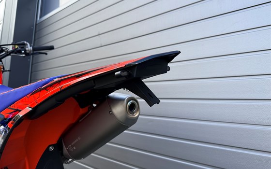 Umgebautes Motorrad KTM 500 EXC-F SIX DAYS von Road Star Motorcycles GmbH - Bild 10 Umgebautes Motorrad KTM 500 EXC-F SIX DAYS von Road Star Motorcycles GmbH - Bild 10
