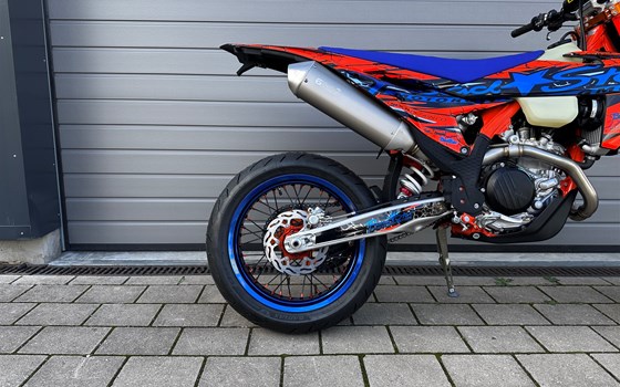 Umgebautes Motorrad KTM 500 EXC-F SIX DAYS von Road Star Motorcycles GmbH - Bild 8 Umgebautes Motorrad KTM 500 EXC-F SIX DAYS von Road Star Motorcycles GmbH - Bild 8