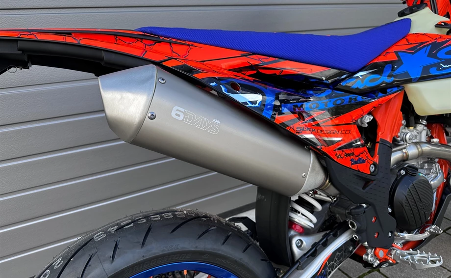 Umbgebautes Motorrad KTM 500 EXC-F SIX DAYS Bild 13: Umbgebautes Motorrad KTM 500 EXC-F SIX DAYS