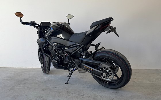 Umgebautes Motorrad Kawasaki Z900 von Zweirad Meggle - Bild 6 Umgebautes Motorrad Kawasaki Z900 von Zweirad Meggle - Bild 6