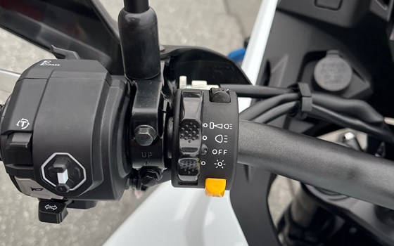 Umgebautes Motorrad Honda NX500 von Auto Hermes GmbH & Co. KG - Bild 2