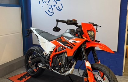 KTM 125 SMC R Custom Bike KTM 125 SMC R Custom Bike