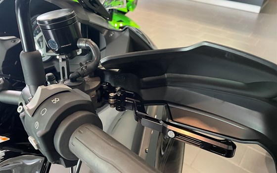 Umgebautes Motorrad Kawasaki Versys 1000 SE von Moto Point Ilmenau e.K. - Inh. Frank Engelhardt - Bild 1 Umgebautes Motorrad Kawasaki Versys 1000 SE von Moto Point Ilmenau e.K. - Inh. Frank Engelhardt - Bild 1