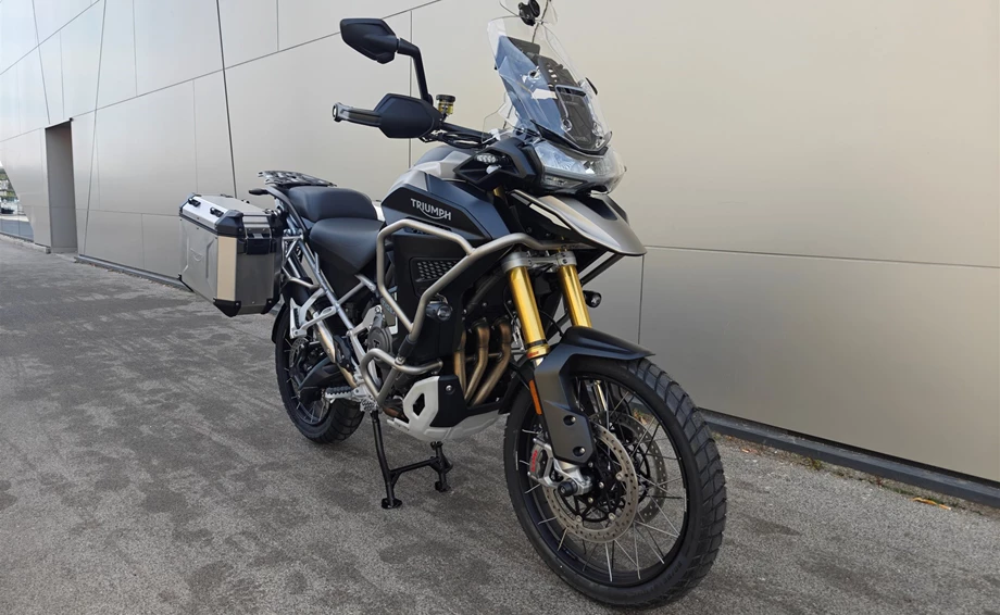 Umbgebautes Motorrad Triumph Tiger 1200 Rally Explorer Bild 2: Umbgebautes Motorrad Triumph Tiger 1200 Rally Explorer