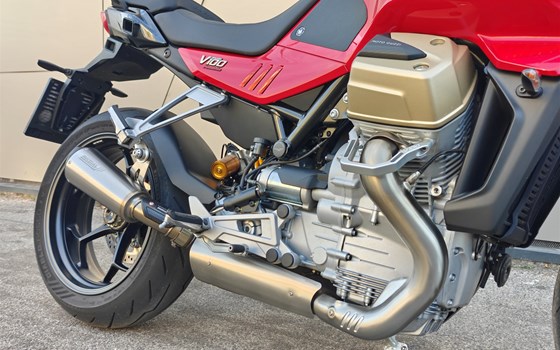 Umgebautes Motorrad Moto Guzzi V100 Mandello S von IL MOTO  Motorradhandel und Reparaturwerkstätte GesmbH - Bild 9 Umgebautes Motorrad Moto Guzzi V100 Mandello S von IL MOTO  Motorradhandel und Reparaturwerkstätte GesmbH - Bild 9
