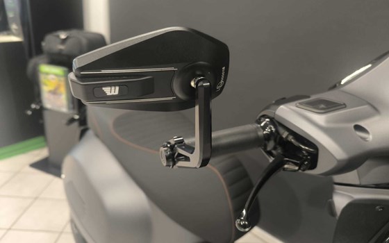 Umgebautes Motorrad Vespa GTS 310 SuperSport von Zweirad-Center Nuber GmbH - Bild 3