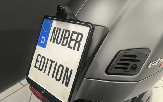 Umgebautes Motorrad Vespa GTS 310 SuperSport von Zweirad-Center Nuber GmbH - Bild 10