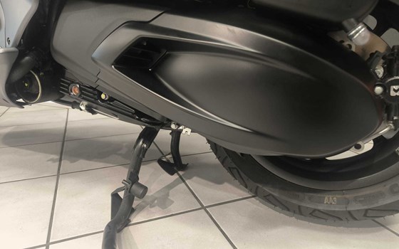 Umgebautes Motorrad Vespa GTS 310 SuperSport von Zweirad-Center Nuber GmbH - Bild 12