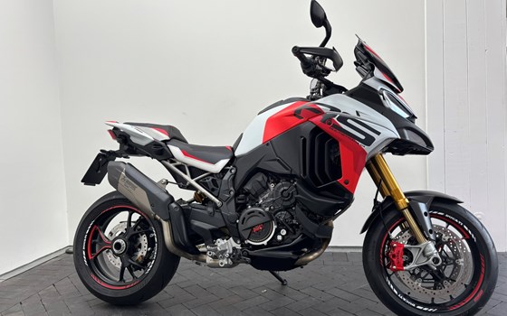Umgebautes Motorrad Ducati Multistrada V4 RS von Claus Carstens Zweiradhandel - Bild 1