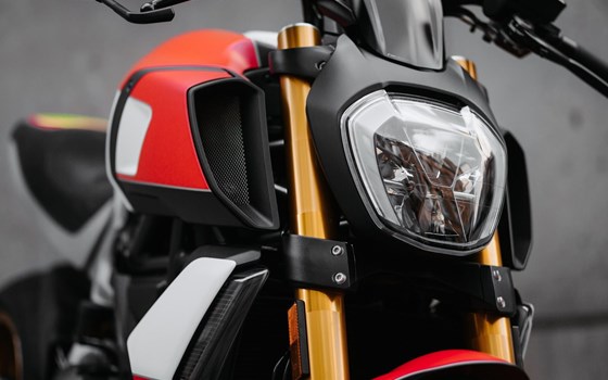 Umgebautes Motorrad Ducati Diavel 1260 S von MOTO WARMUTH GMBH - Bild 3