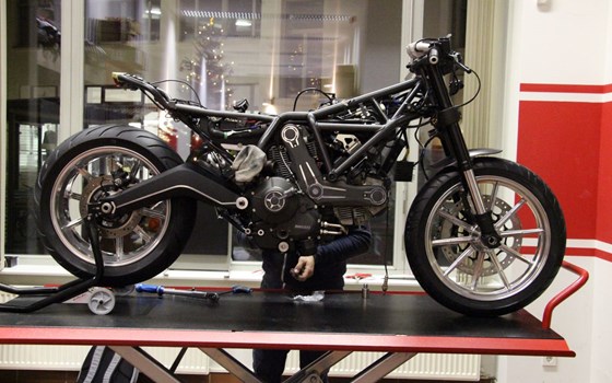 Umgebautes Motorrad Ducati Scrambler Classic von MOTO WARMUTH GMBH - Bild 3