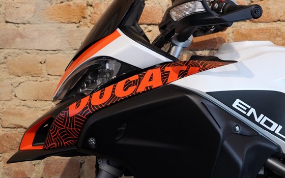 Umgebautes Motorrad Ducati Multistrada 1200 Enduro von MOTO WARMUTH GMBH - Bild 3