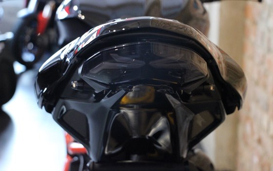 Umgebautes Motorrad Ducati Monster 1200 R von MOTO WARMUTH GMBH - Bild 4