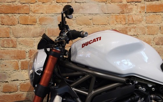 Umgebautes Motorrad Ducati Monster 1200 S von MOTO WARMUTH GMBH - Bild 8