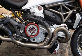 Ducati Monster 1200 S