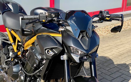 Umgebautes Motorrad Kawasaki Z900 von BikerWorld Rosenow - Bild 9