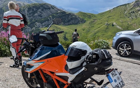 Umgebautes Motorrad KTM 1290 Super Duke R von Katana1967 - Bild 3