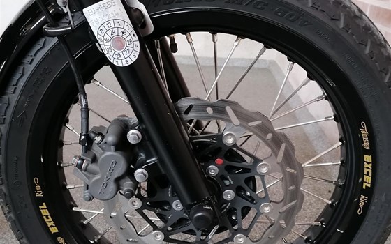 Umgebautes Motorrad Kawasaki W800 von user1137192 - Bild 19