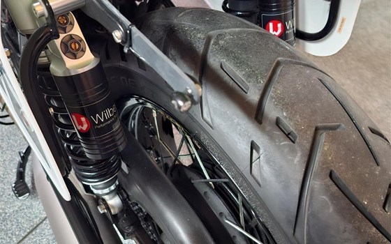 Umgebautes Motorrad Kawasaki W800 von user1137192 - Bild 28