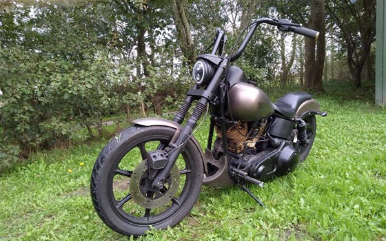 Umgebautes Motorrad Harley-Davidson FX Shovelhead von HomerJay - Bild 1