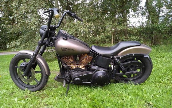 Umgebautes Motorrad Harley-Davidson FX Shovelhead von HomerJay - Bild 2