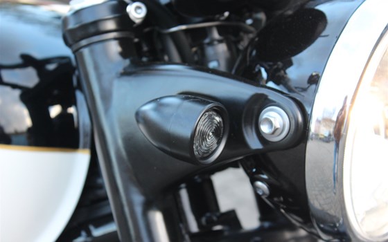 Umgebautes Motorrad Triumph Bonneville T120 von Marios Motorrad-Shop GmbH - Bild 4