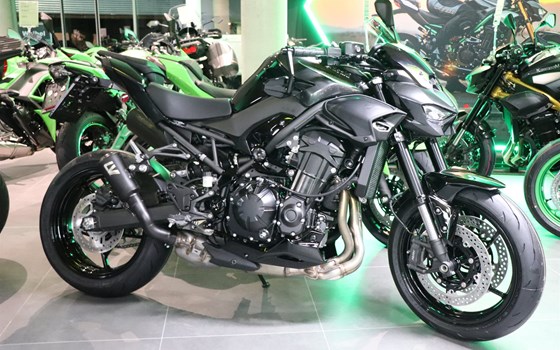 Umgebautes Motorrad Kawasaki Z900 von Zweirad Waibel GmbH & Co. KG - Bild 7